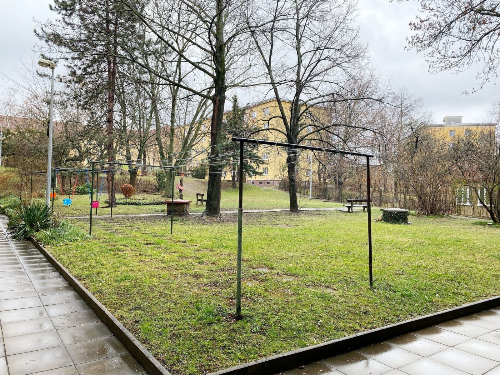 Prenájom bytu 3-izbový 73 m², Dubečská, Praha, Praha Prenájom bytu 3-izbový 73 m², Dubečská, Praha, Praha