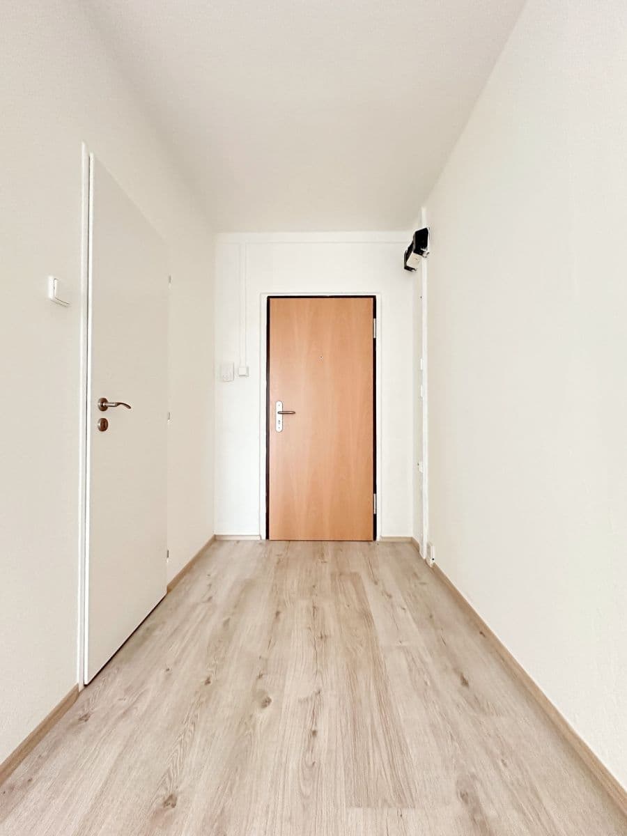 Prenájom bytu 2-izbový 47 m², Slavatova, Praha, Praha Prenájom bytu 2-izbový 47 m², Slavatova, Praha, Praha