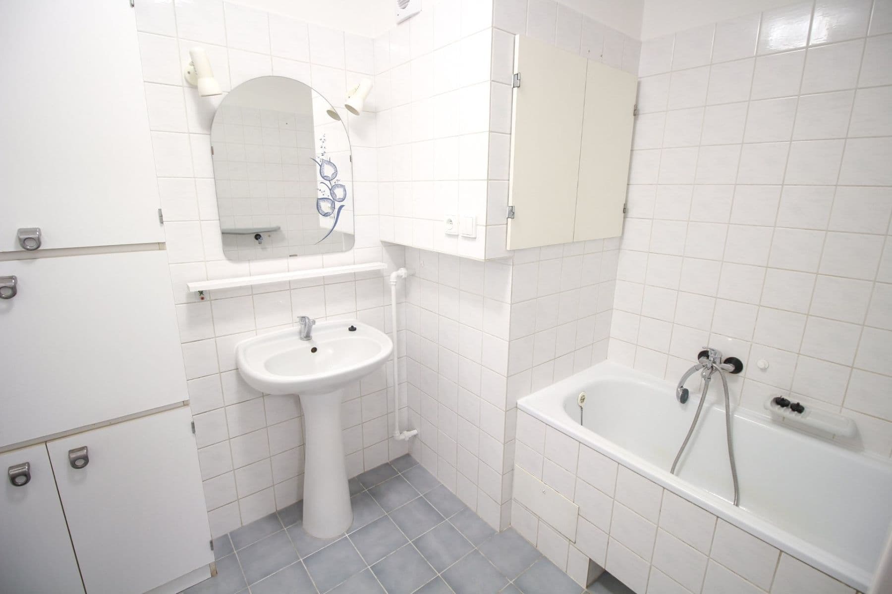 Prenájom bytu 3-izbový 75 m², Vnoučkova, Benešov, Středočeský kraj Prenájom bytu 3-izbový 75 m², Vnoučkova, Benešov, Středočeský kraj
