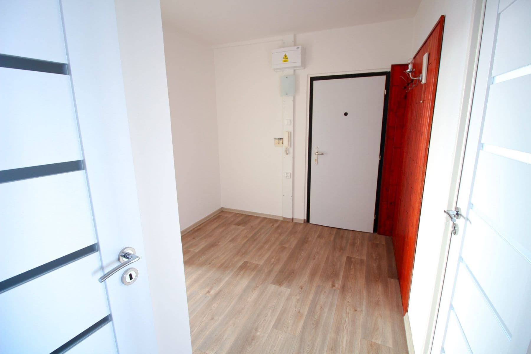 Prenájom bytu 3-izbový 75 m², Vnoučkova, Benešov, Středočeský kraj Prenájom bytu 3-izbový 75 m², Vnoučkova, Benešov, Středočeský kraj