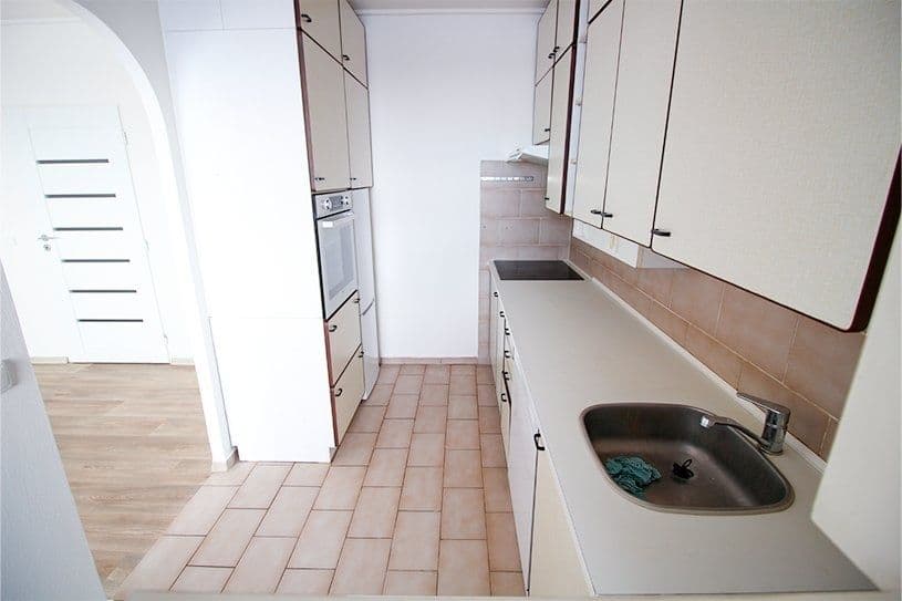 Prenájom bytu 3-izbový 75 m², Vnoučkova, Benešov, Středočeský kraj Prenájom bytu 3-izbový 75 m², Vnoučkova, Benešov, Středočeský kraj