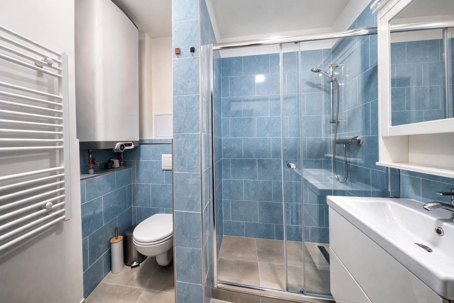 Prenájom bytu 1-izbový 47 m², Vykáňská, Praha, Praha Prenájom bytu 1-izbový 47 m², Vykáňská, Praha, Praha