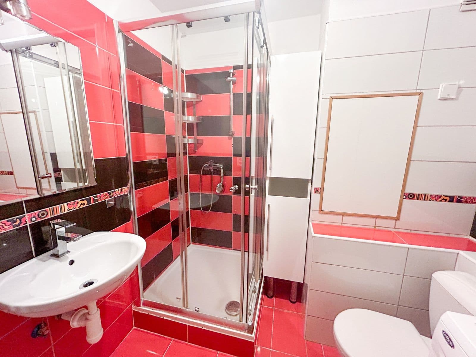 Prenájom bytu 2-izbový 40 m², Novodvorská, Praha, Praha Prenájom bytu 2-izbový 40 m², Novodvorská, Praha, Praha