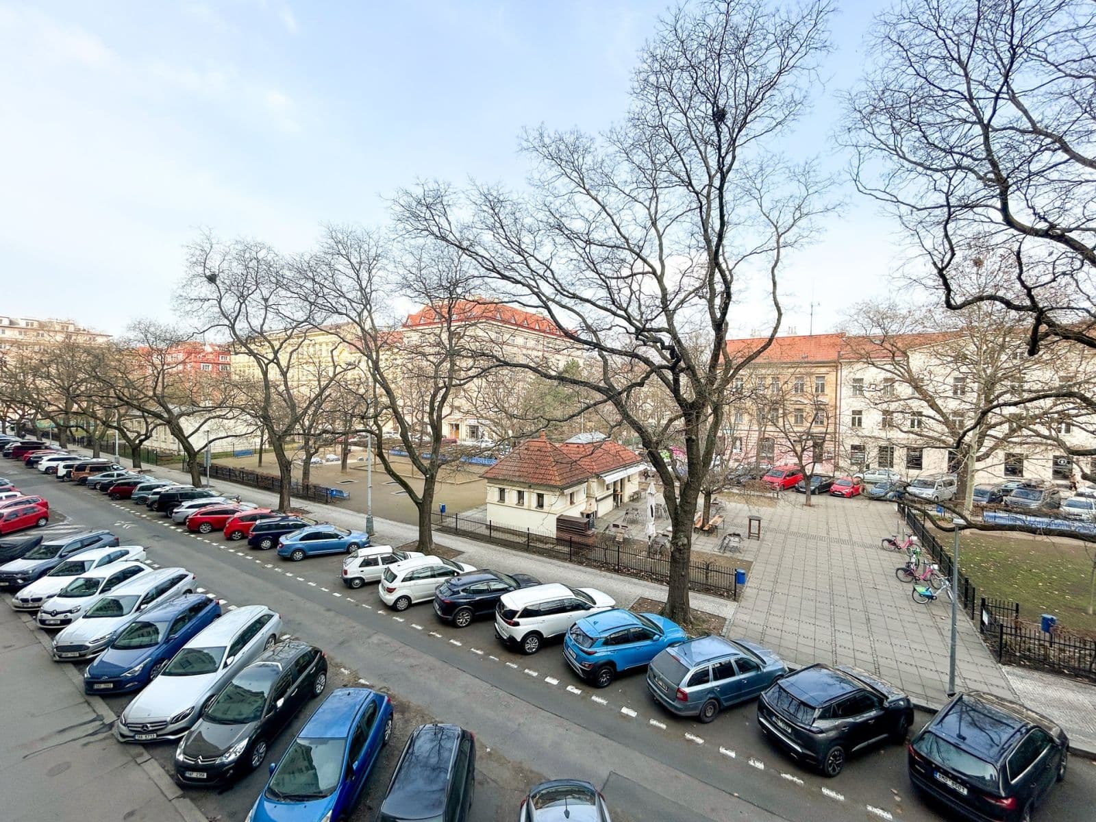 Prenájom bytu 3-izbový 78 m², Tusarova, Praha, Praha Prenájom bytu 3-izbový 78 m², Tusarova, Praha, Praha