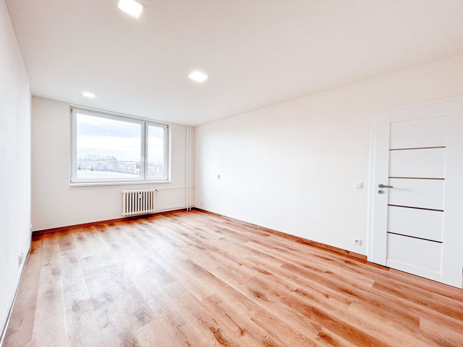 Prenájom bytu 2-izbový 44 m², Jateční, Kolín, Středočeský kraj Prenájom bytu 2-izbový 44 m², Jateční, Kolín, Středočeský kraj