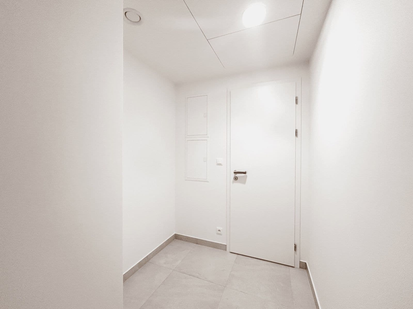 Prenájom bytu 2-izbový 59 m², Domalípova, Praha, Praha Prenájom bytu 2-izbový 59 m², Domalípova, Praha, Praha