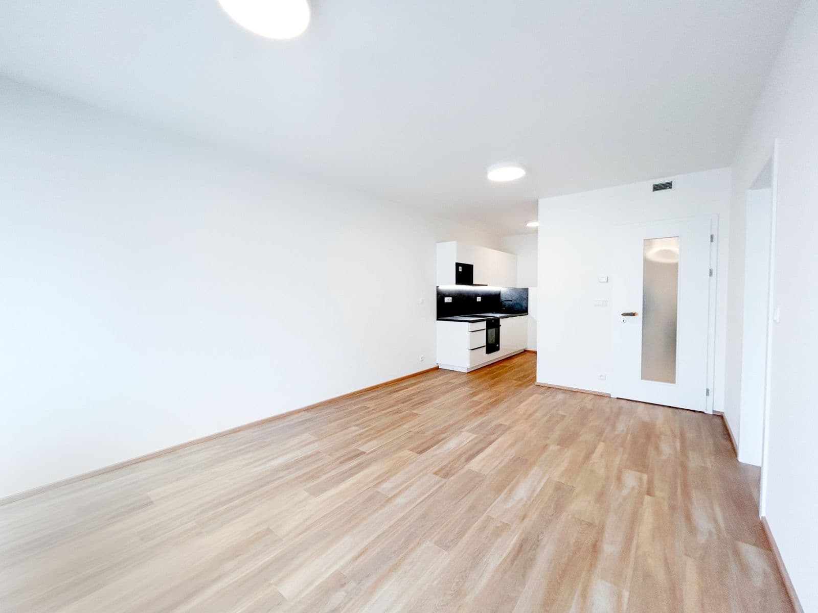 Prenájom bytu 2-izbový 59 m², Domalípova, Praha, Praha Prenájom bytu 2-izbový 59 m², Domalípova, Praha, Praha
