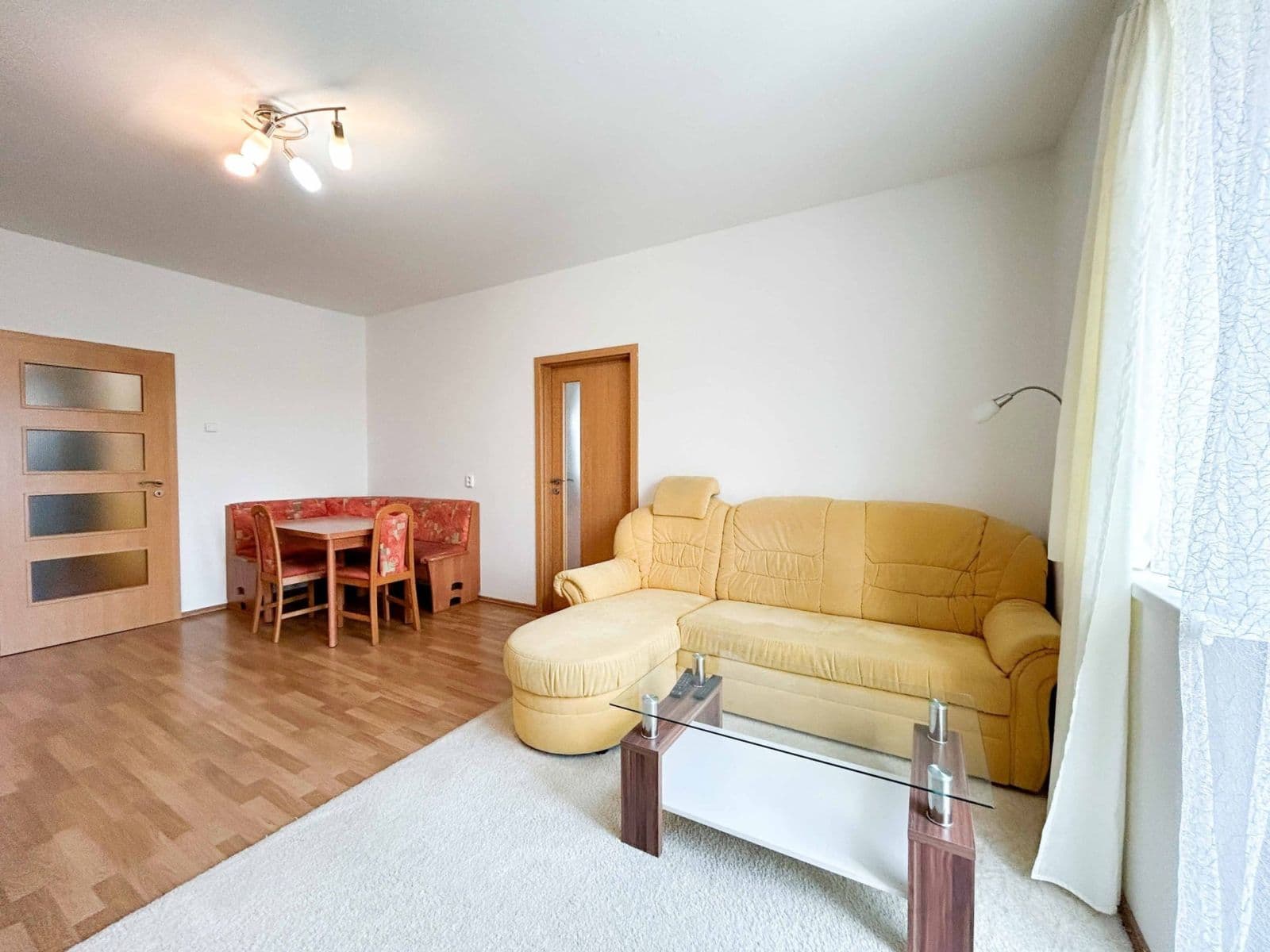 Prenájom bytu 2-izbový 50 m², Střížkovská, Praha, Praha Prenájom bytu 2-izbový 50 m², Střížkovská, Praha, Praha