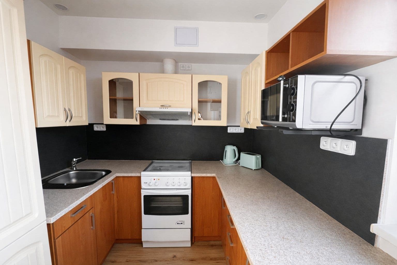 Prenájom bytu 1-izbový 45 m², Roztocká, Velké Přílepy, Středočeský kraj Prenájom bytu 1-izbový 45 m², Roztocká, Velké Přílepy, Středočeský kraj