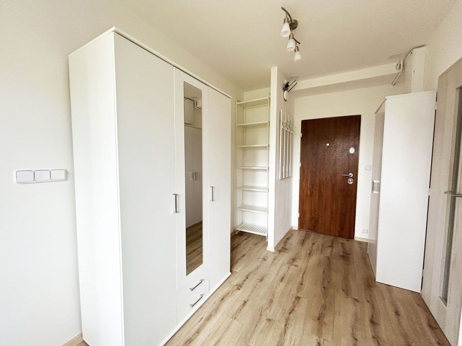 Prenájom bytu 1-izbový 45 m², Roztocká, Velké Přílepy, Středočeský kraj Prenájom bytu 1-izbový 45 m², Roztocká, Velké Přílepy, Středočeský kraj