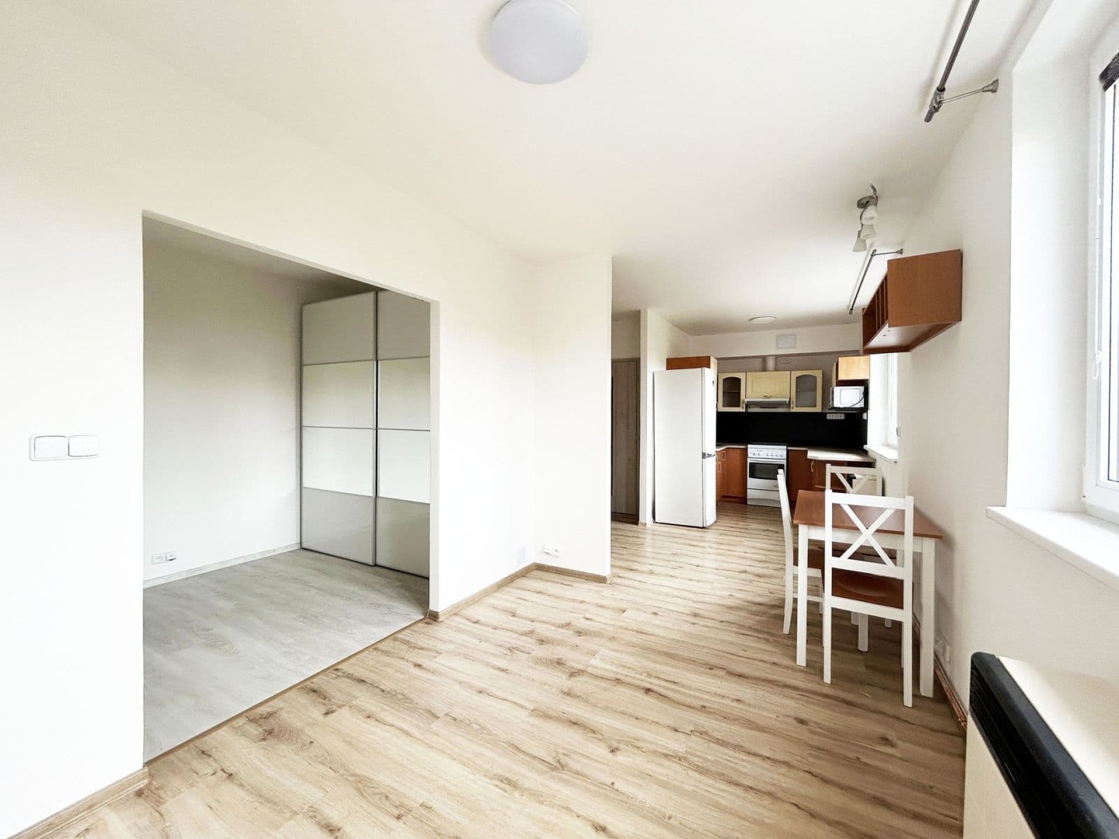 Prenájom bytu 1-izbový 45 m², Roztocká, Velké Přílepy, Středočeský kraj Prenájom bytu 1-izbový 45 m², Roztocká, Velké Přílepy, Středočeský kraj