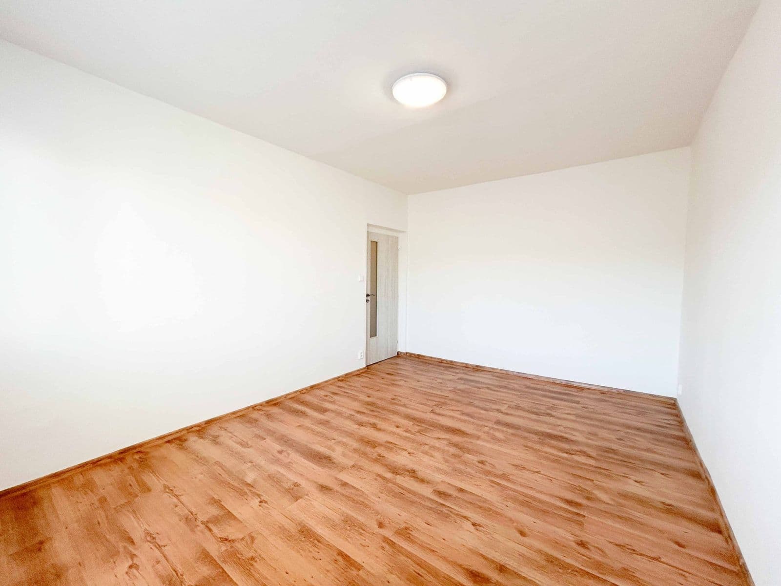 Prenájom bytu 2-izbový 54 m², Na Petřinách, Praha, Praha Prenájom bytu 2-izbový 54 m², Na Petřinách, Praha, Praha