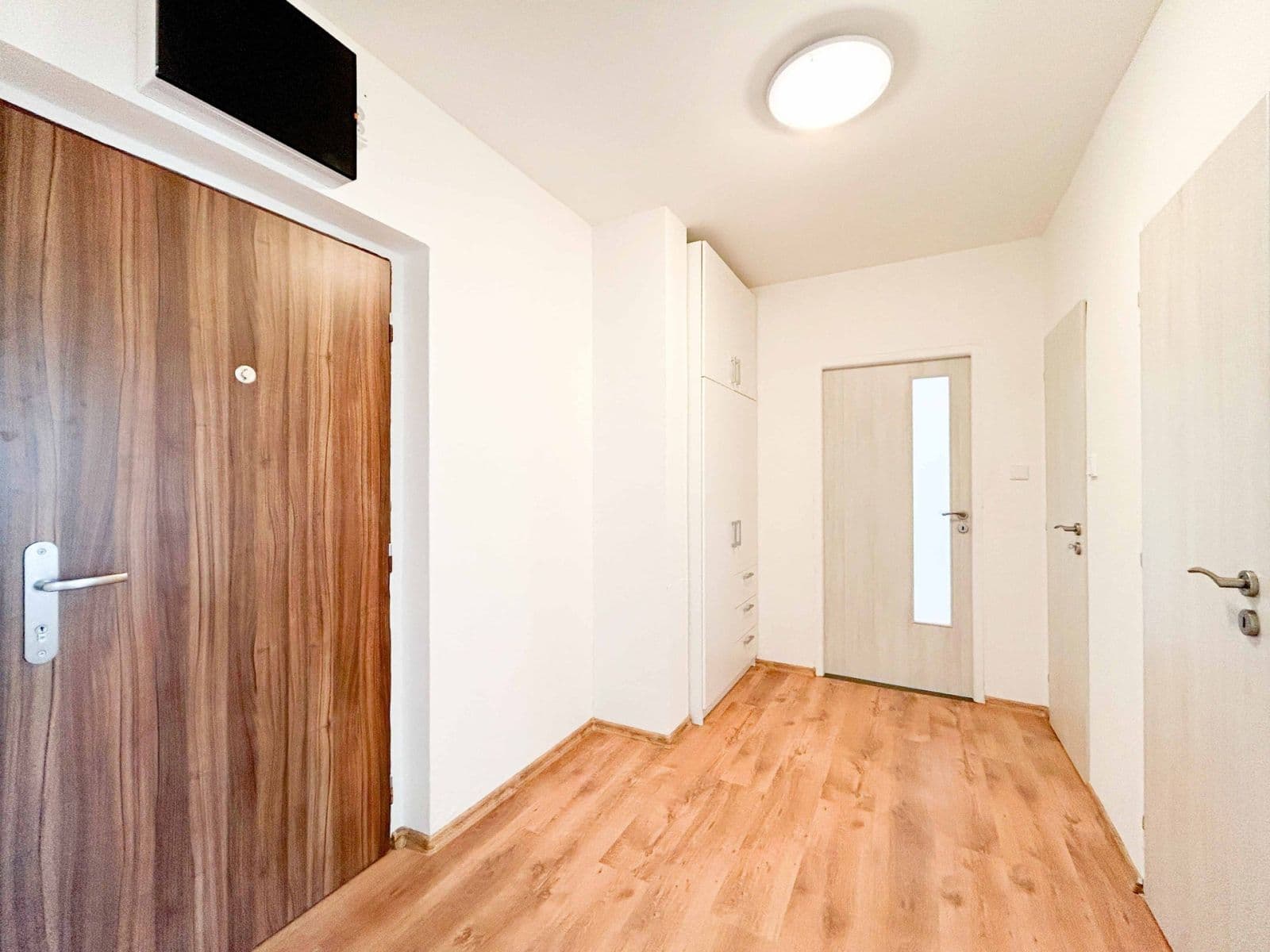 Prenájom bytu 2-izbový 54 m², Na Petřinách, Praha, Praha Prenájom bytu 2-izbový 54 m², Na Petřinách, Praha, Praha