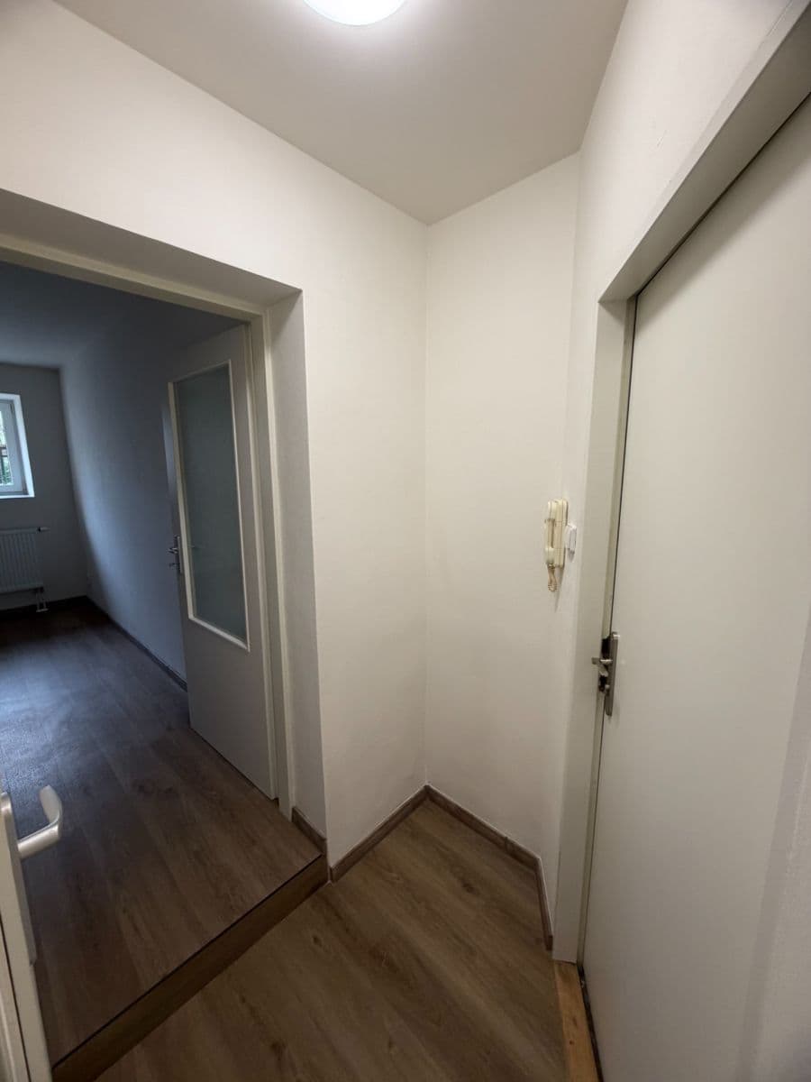 Prenájom bytu 1-izbový 25 m², Vodova, Brno, Jihomoravský kraj Prenájom bytu 1-izbový 25 m², Vodova, Brno, Jihomoravský kraj