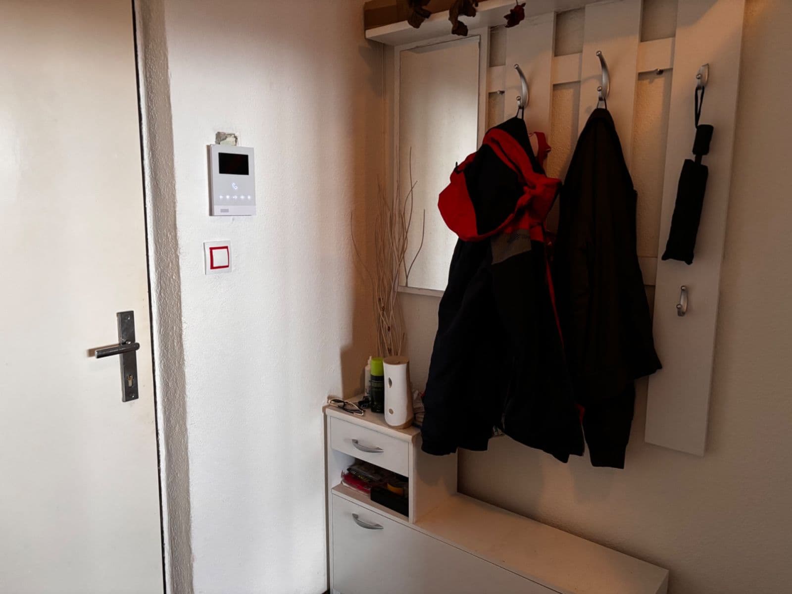 Prenájom bytu 3-izbový 60 m², J. A. Gagarina, Nejdek, Karlovarský kraj Prenájom bytu 3-izbový 60 m², J. A. Gagarina, Nejdek, Karlovarský kraj