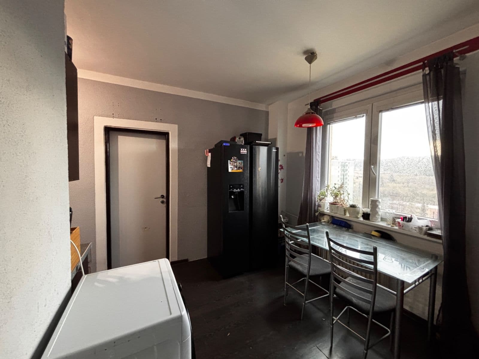 Prenájom bytu 3-izbový 60 m², J. A. Gagarina, Nejdek, Karlovarský kraj Prenájom bytu 3-izbový 60 m², J. A. Gagarina, Nejdek, Karlovarský kraj