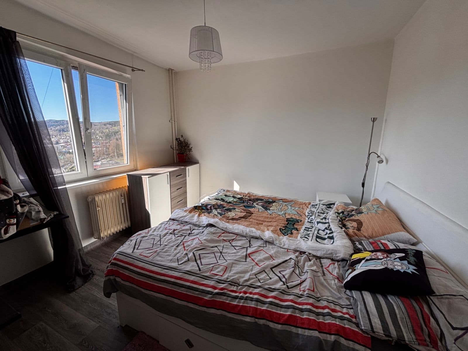 Prenájom bytu 3-izbový 60 m², J. A. Gagarina, Nejdek, Karlovarský kraj Prenájom bytu 3-izbový 60 m², J. A. Gagarina, Nejdek, Karlovarský kraj