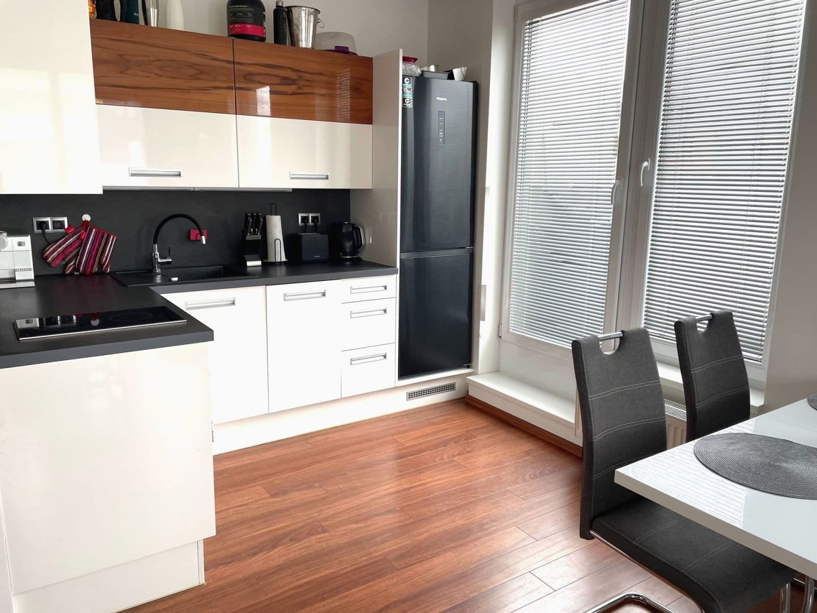 Prenájom bytu 2-izbový 50 m², Svitákova, Praha, Praha Prenájom bytu 2-izbový 50 m², Svitákova, Praha, Praha