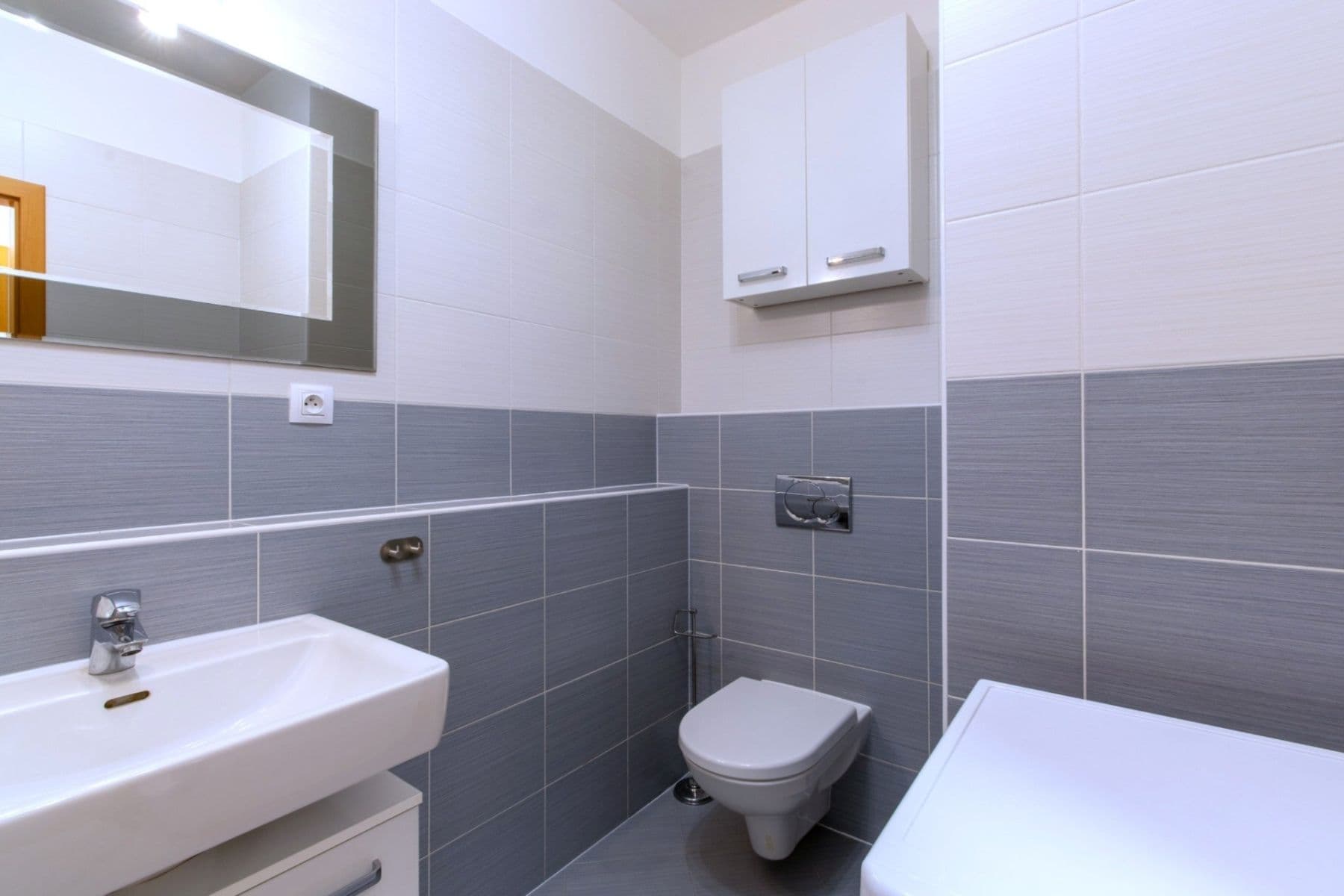 Prenájom bytu 2-izbový 50 m², Svitákova, Praha, Praha Prenájom bytu 2-izbový 50 m², Svitákova, Praha, Praha