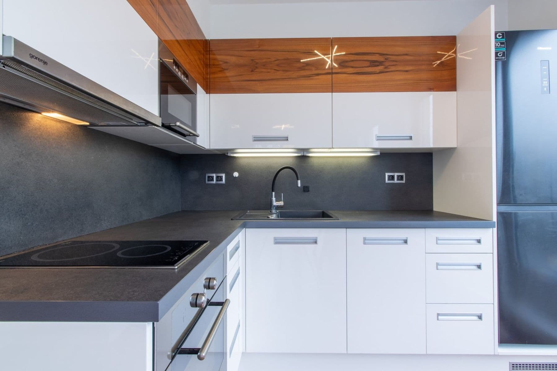 Prenájom bytu 2-izbový 50 m², Svitákova, Praha, Praha Prenájom bytu 2-izbový 50 m², Svitákova, Praha, Praha