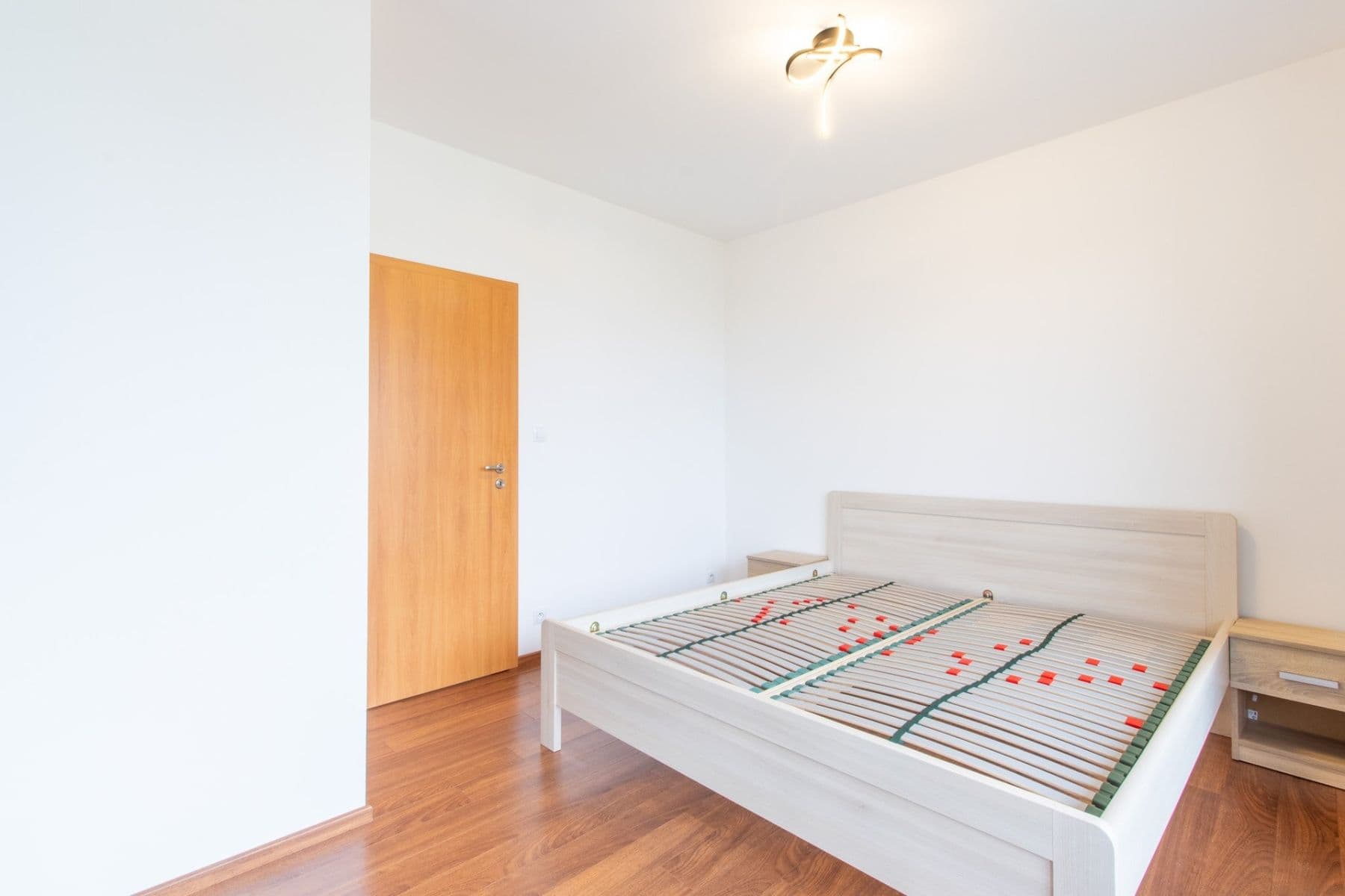 Prenájom bytu 2-izbový 50 m², Svitákova, Praha, Praha Prenájom bytu 2-izbový 50 m², Svitákova, Praha, Praha