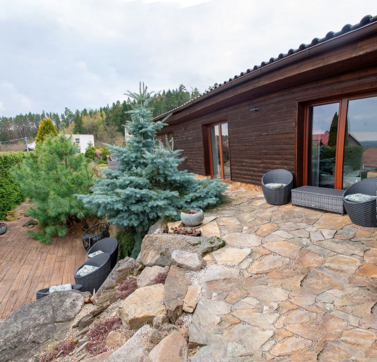 Predaj domu 301 m², pozemek 1.047 m², Cejle, Kraj Vysočina Predaj domu 301 m², pozemek 1.047 m², Cejle, Kraj Vysočina