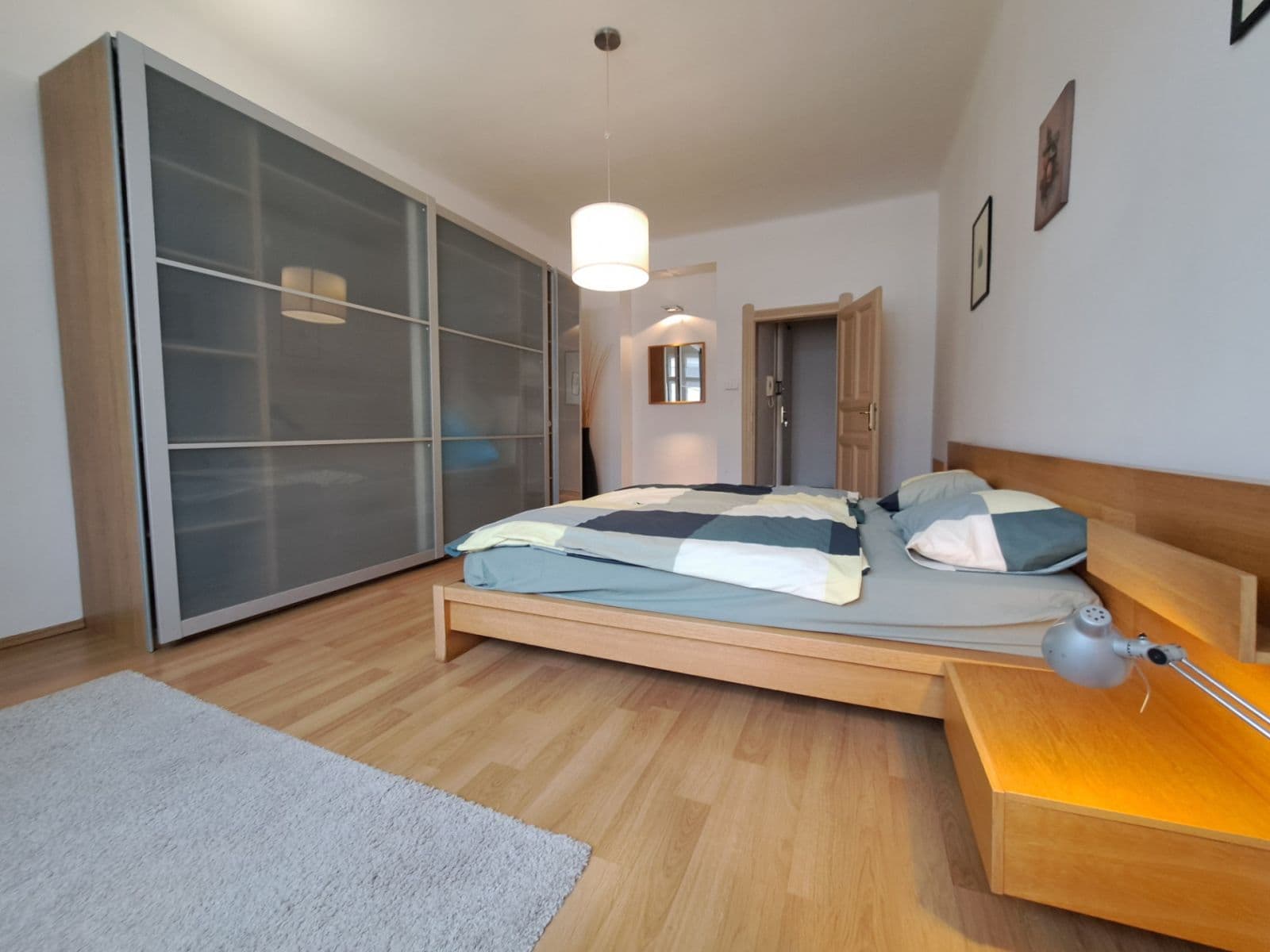 Prenájom bytu 2-izbový 60 m², U Kanálky, Praha, Praha Prenájom bytu 2-izbový 60 m², U Kanálky, Praha, Praha
