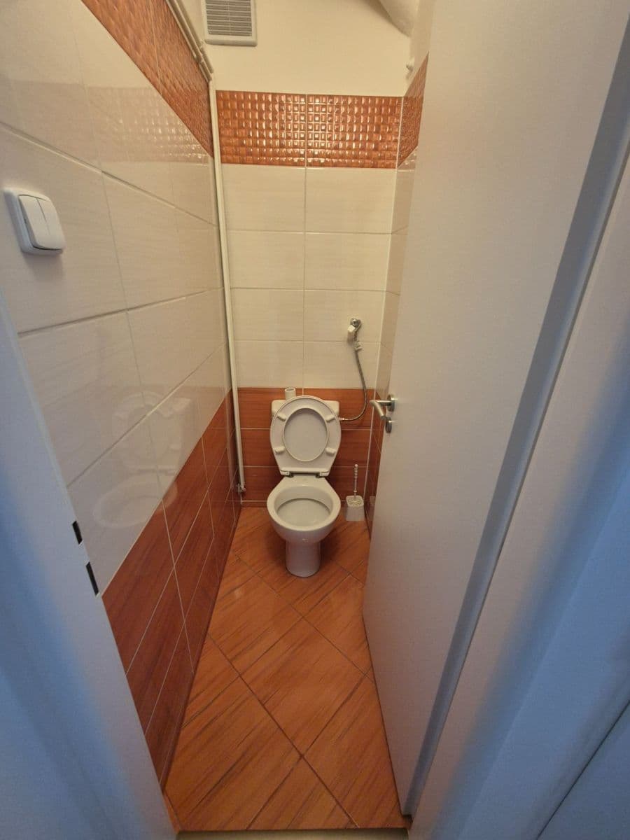 Prenájom bytu 3-izbový 71 m², Viniční, Brno, Jihomoravský kraj Prenájom bytu 3-izbový 71 m², Viniční, Brno, Jihomoravský kraj