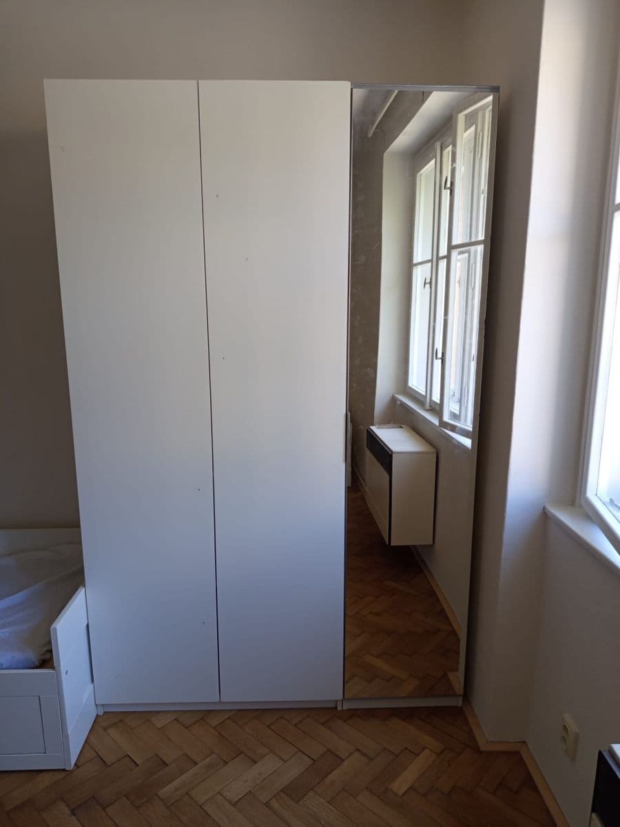 Prenájom bytu 1-izbový 30 m², Záběhlická, Praha, Praha Prenájom bytu 1-izbový 30 m², Záběhlická, Praha, Praha