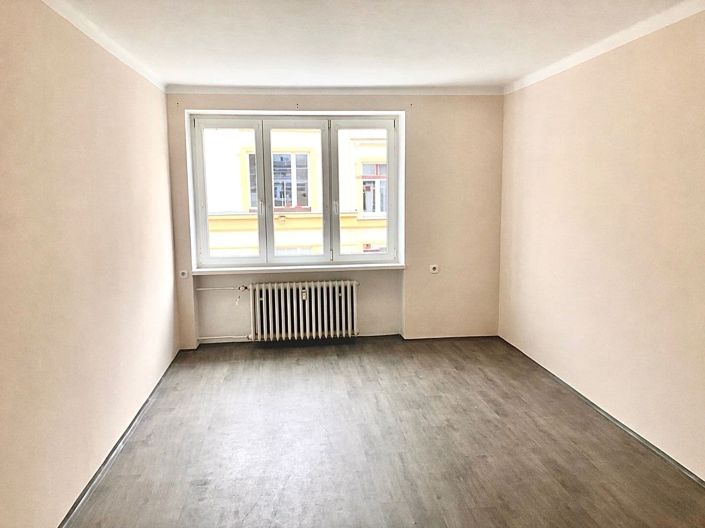 Predaj bytu 3-izbový 72 m², Čsl. armády, Děčín, Ústecký kraj Predaj bytu 3-izbový 72 m², Čsl. armády, Děčín, Ústecký kraj