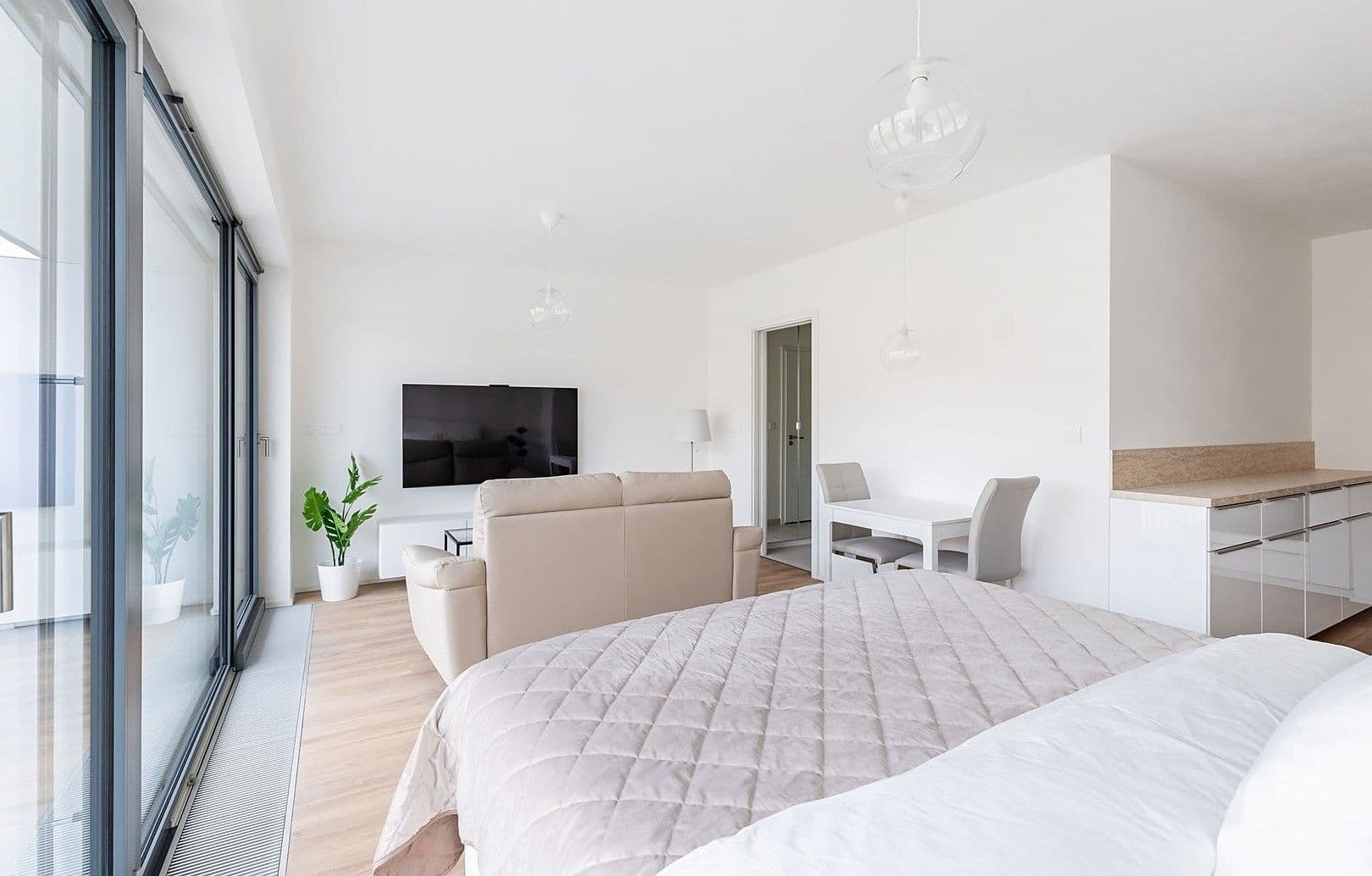 Prenájom bytu 1-izbový 52 m², Lidická, Brno, Jihomoravský kraj Prenájom bytu 1-izbový 52 m², Lidická, Brno, Jihomoravský kraj