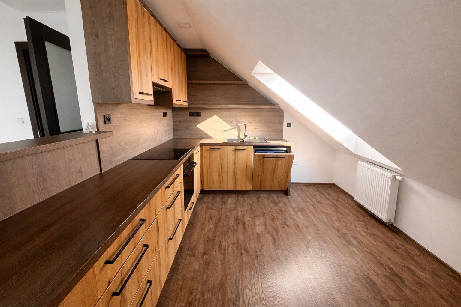 Predaj bytu 3-izbový 89 m², Třídvorská, Kolín, Středočeský kraj Predaj bytu 3-izbový 89 m², Třídvorská, Kolín, Středočeský kraj