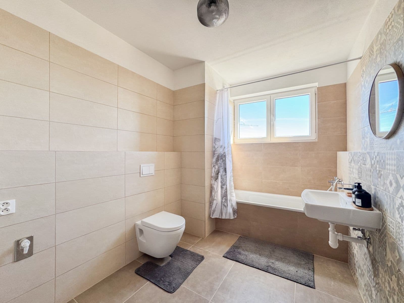 Prenájom bytu 2-izbový 62 m², U Pondu, Heřmanova Huť, Plzeňský kraj Prenájom bytu 2-izbový 62 m², U Pondu, Heřmanova Huť, Plzeňský kraj