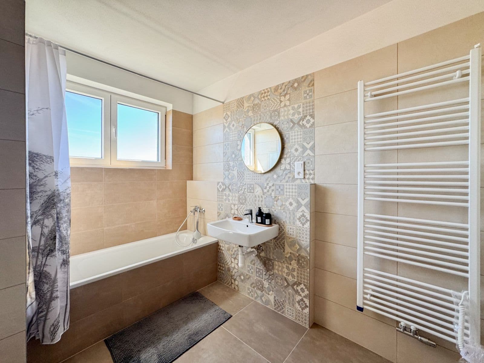 Prenájom bytu 2-izbový 62 m², U Pondu, Heřmanova Huť, Plzeňský kraj Prenájom bytu 2-izbový 62 m², U Pondu, Heřmanova Huť, Plzeňský kraj