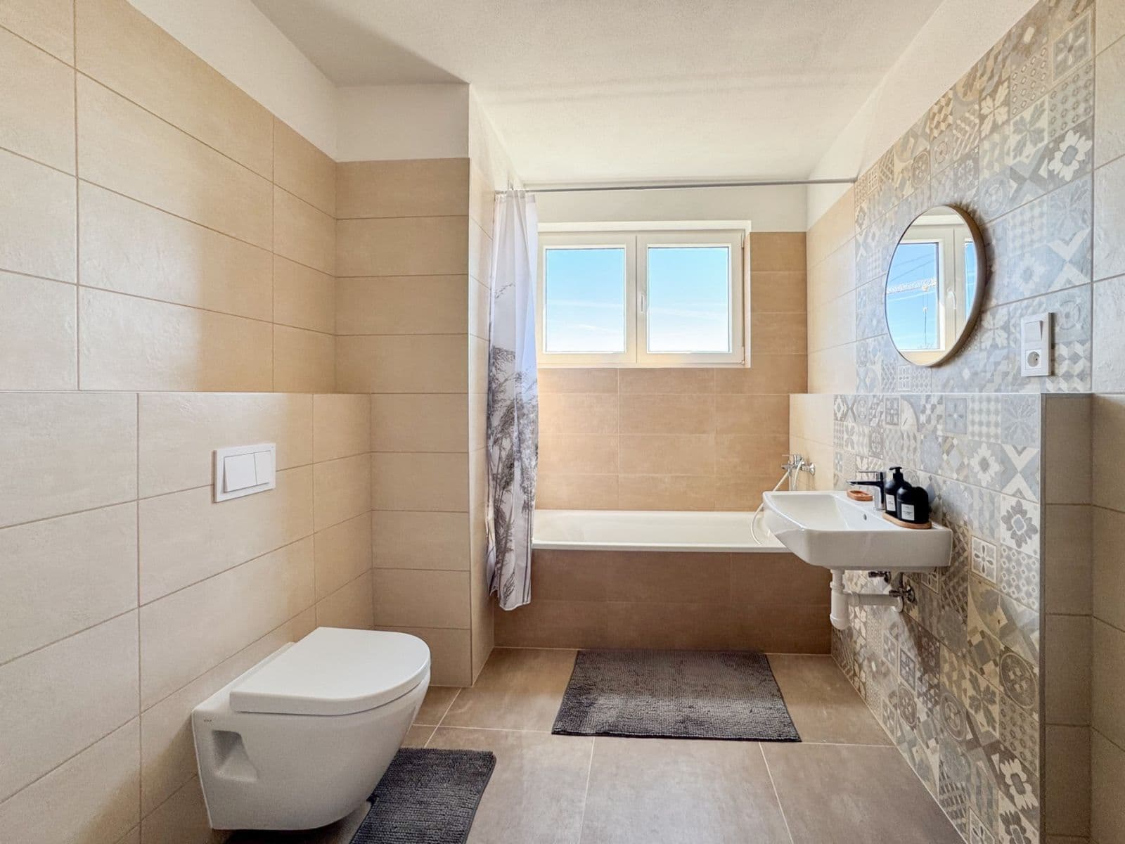 Prenájom bytu 2-izbový 62 m², U Pondu, Heřmanova Huť, Plzeňský kraj Prenájom bytu 2-izbový 62 m², U Pondu, Heřmanova Huť, Plzeňský kraj