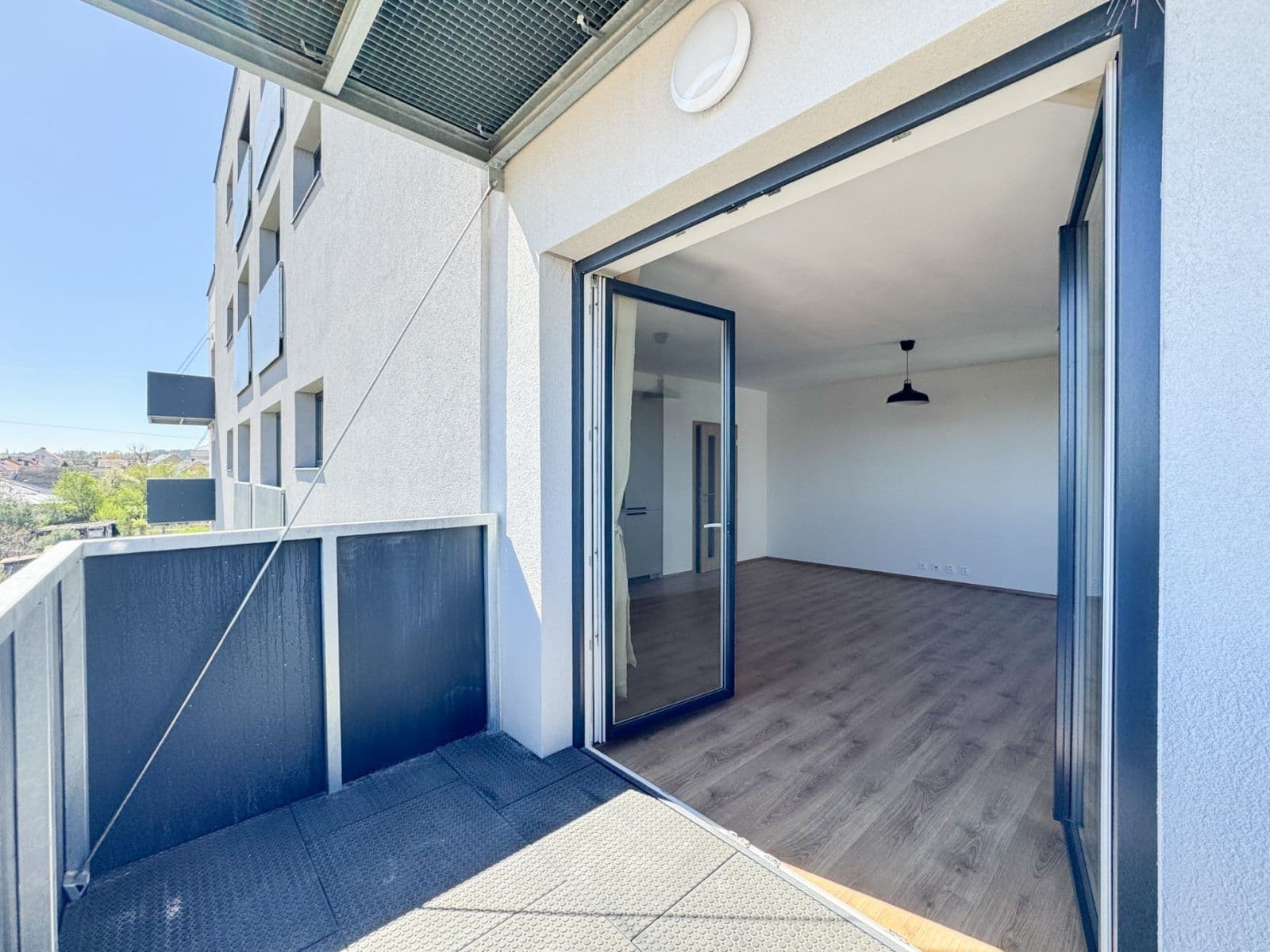 Prenájom bytu 2-izbový 62 m², U Pondu, Heřmanova Huť, Plzeňský kraj Prenájom bytu 2-izbový 62 m², U Pondu, Heřmanova Huť, Plzeňský kraj