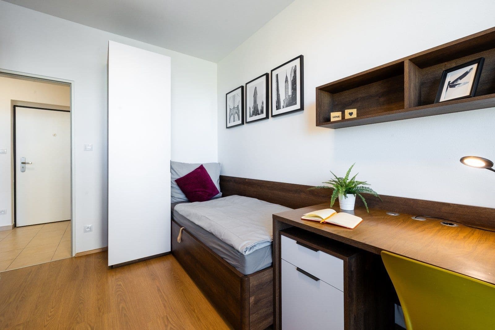 Prenájom bytu 2-izbový 45 m², Magisterská, Plzeň, Plzeňský kraj Prenájom bytu 2-izbový 45 m², Magisterská, Plzeň, Plzeňský kraj