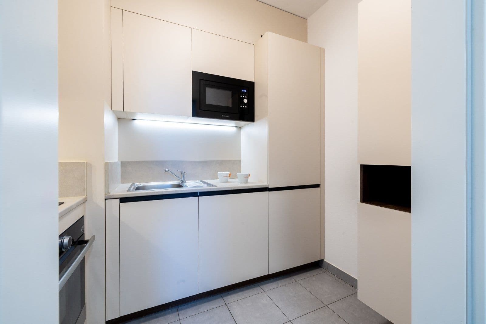 Prenájom bytu 2-izbový 43 m², Magisterská, Plzeň, Plzeňský kraj Prenájom bytu 2-izbový 43 m², Magisterská, Plzeň, Plzeňský kraj