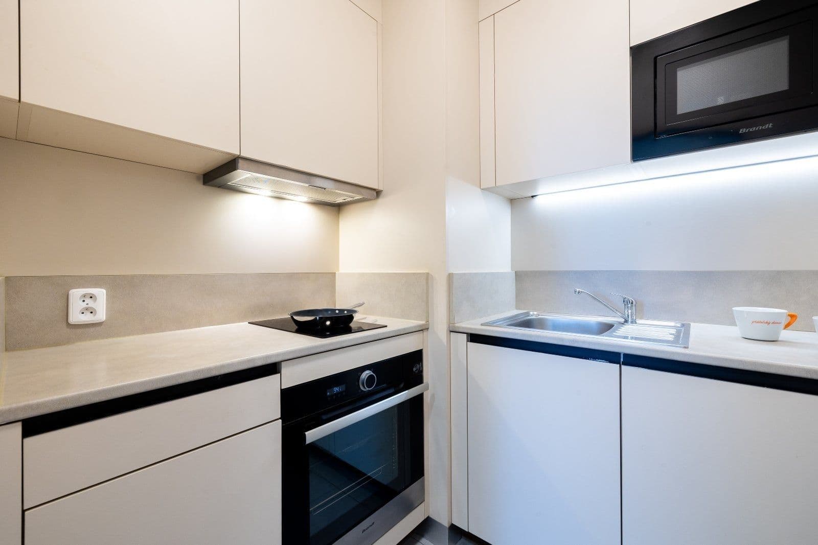 Prenájom bytu 2-izbový 43 m², Magisterská, Plzeň, Plzeňský kraj Prenájom bytu 2-izbový 43 m², Magisterská, Plzeň, Plzeňský kraj