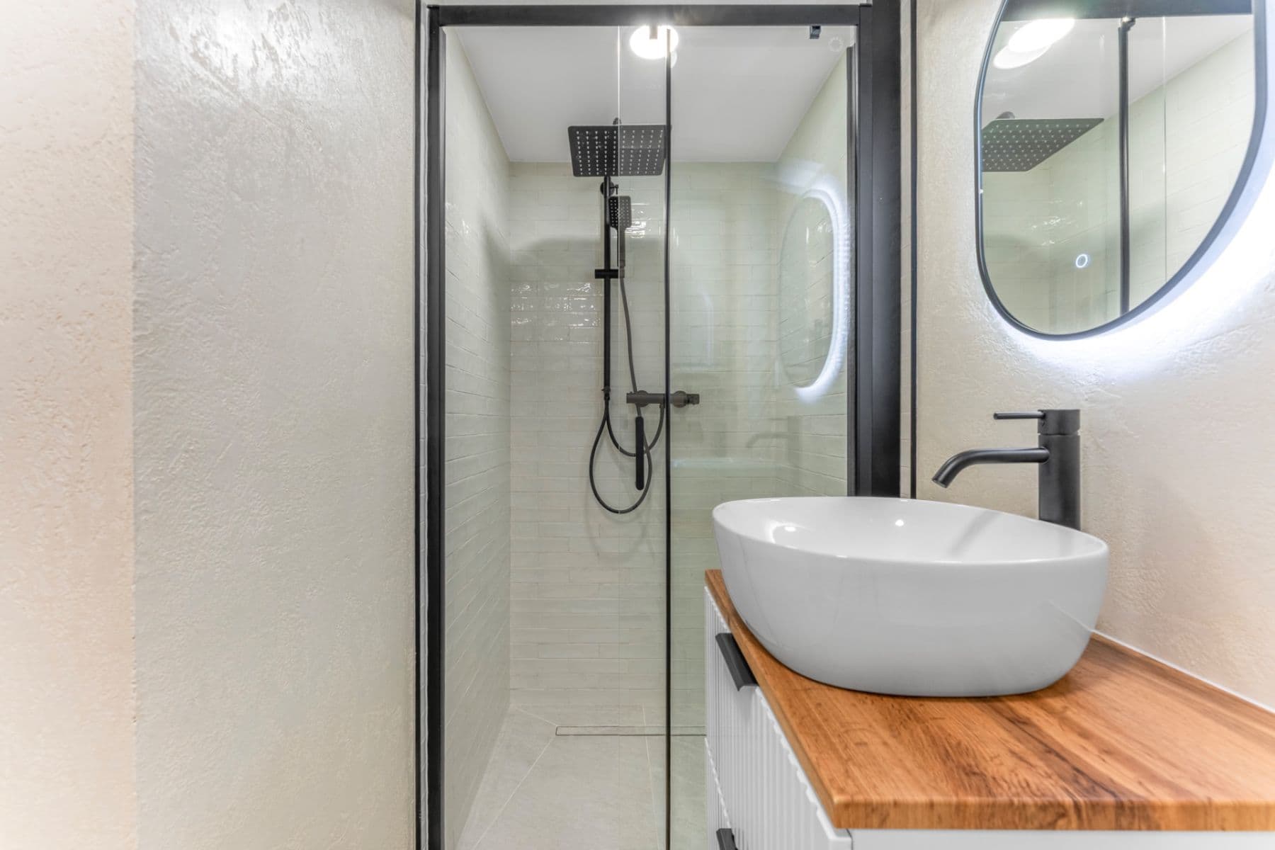 Prenájom bytu 1-izbový 20 m², U Jezerky, Praha, Praha Prenájom bytu 1-izbový 20 m², U Jezerky, Praha, Praha