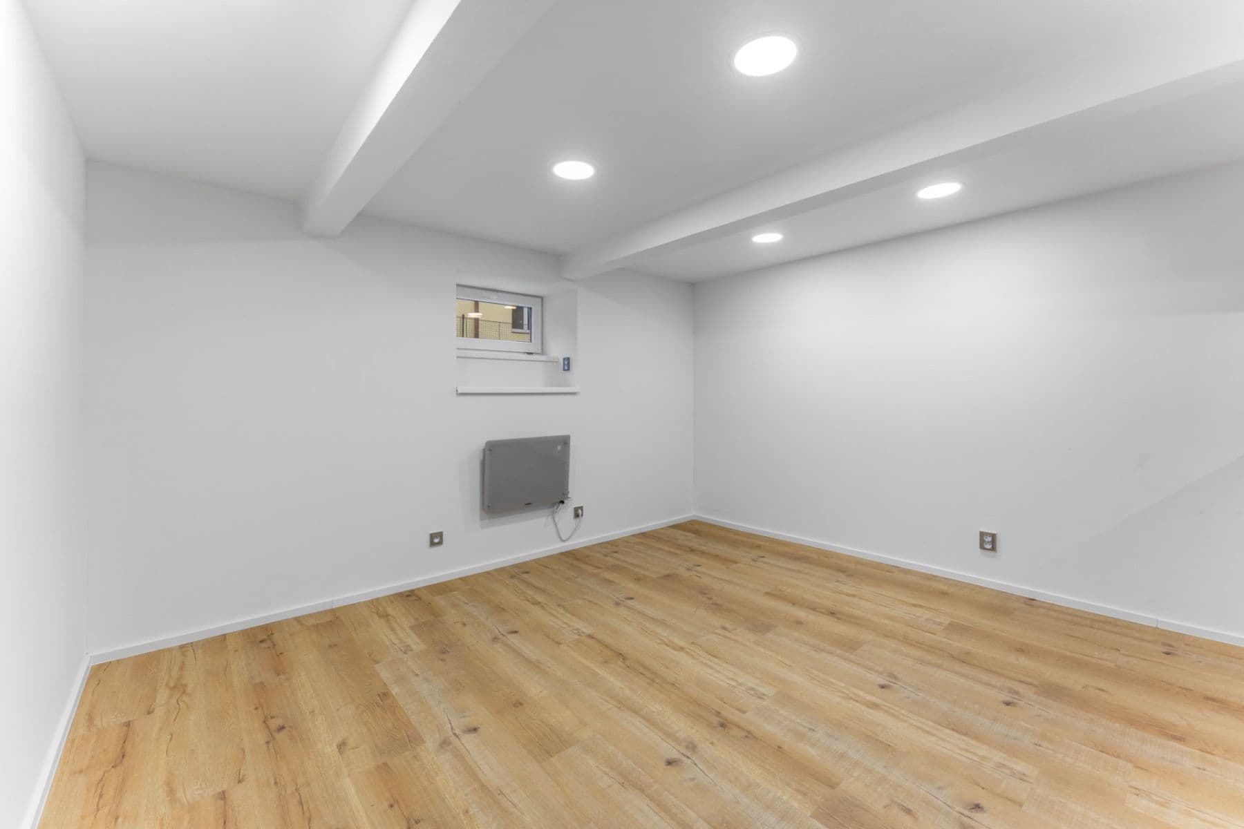 Prenájom bytu 1-izbový 20 m², U Jezerky, Praha, Praha Prenájom bytu 1-izbový 20 m², U Jezerky, Praha, Praha