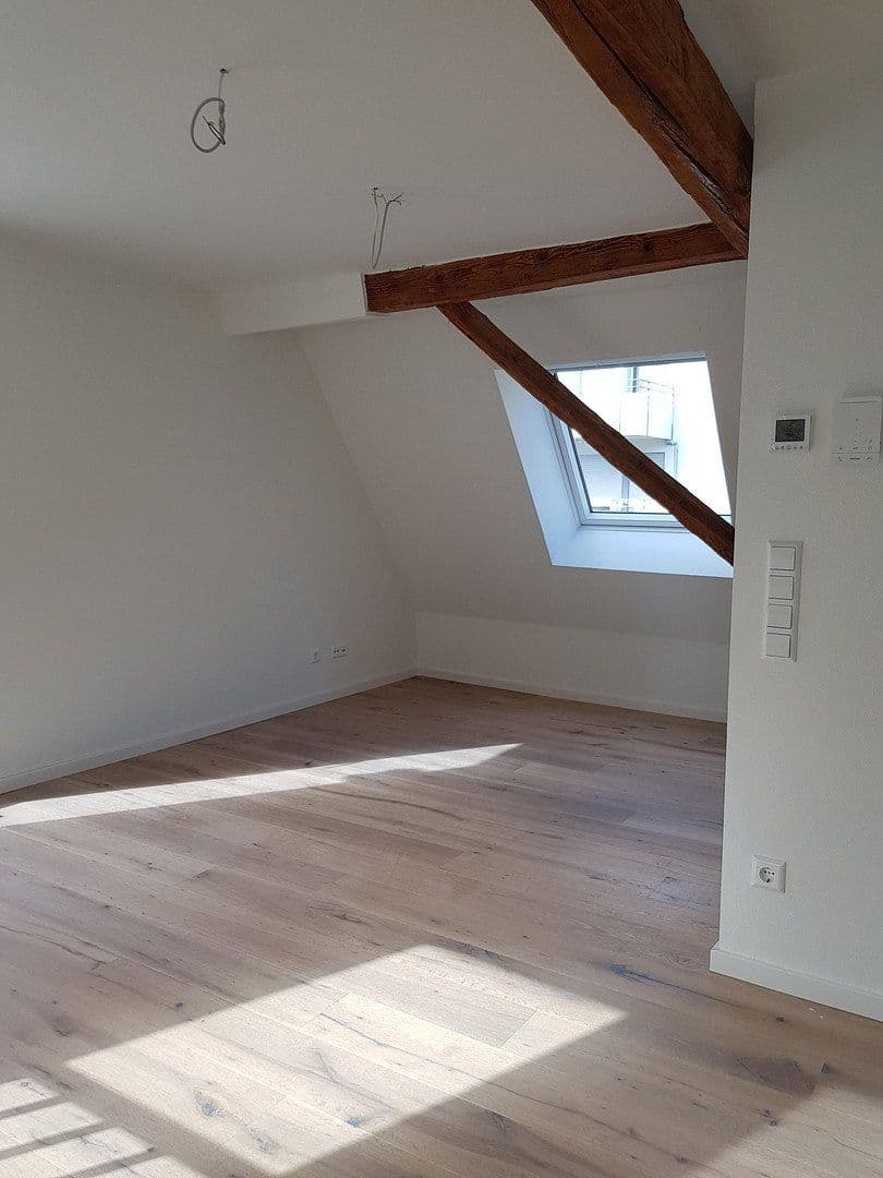 Prenájom domu 115 m², pozemek 90 m², Waiblingen, Bádensko-Wurttembersko Prenájom domu 115 m², pozemek 90 m², Waiblingen, Bádensko-Wurttembersko
