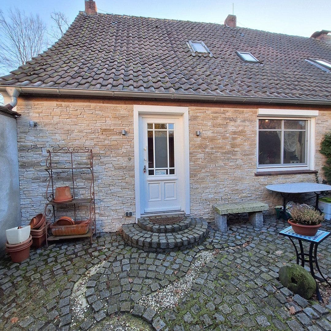 Predaj domu 110 m², pozemek 584 m², Bremen, Brémy Predaj domu 110 m², pozemek 584 m², Bremen, Brémy