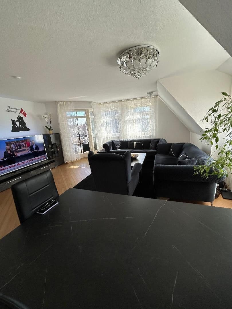 Predaj bytu 5-izbový 110 m², Herrenberg, Bádensko-Wurttembersko Predaj bytu 5-izbový 110 m², Herrenberg, Bádensko-Wurttembersko