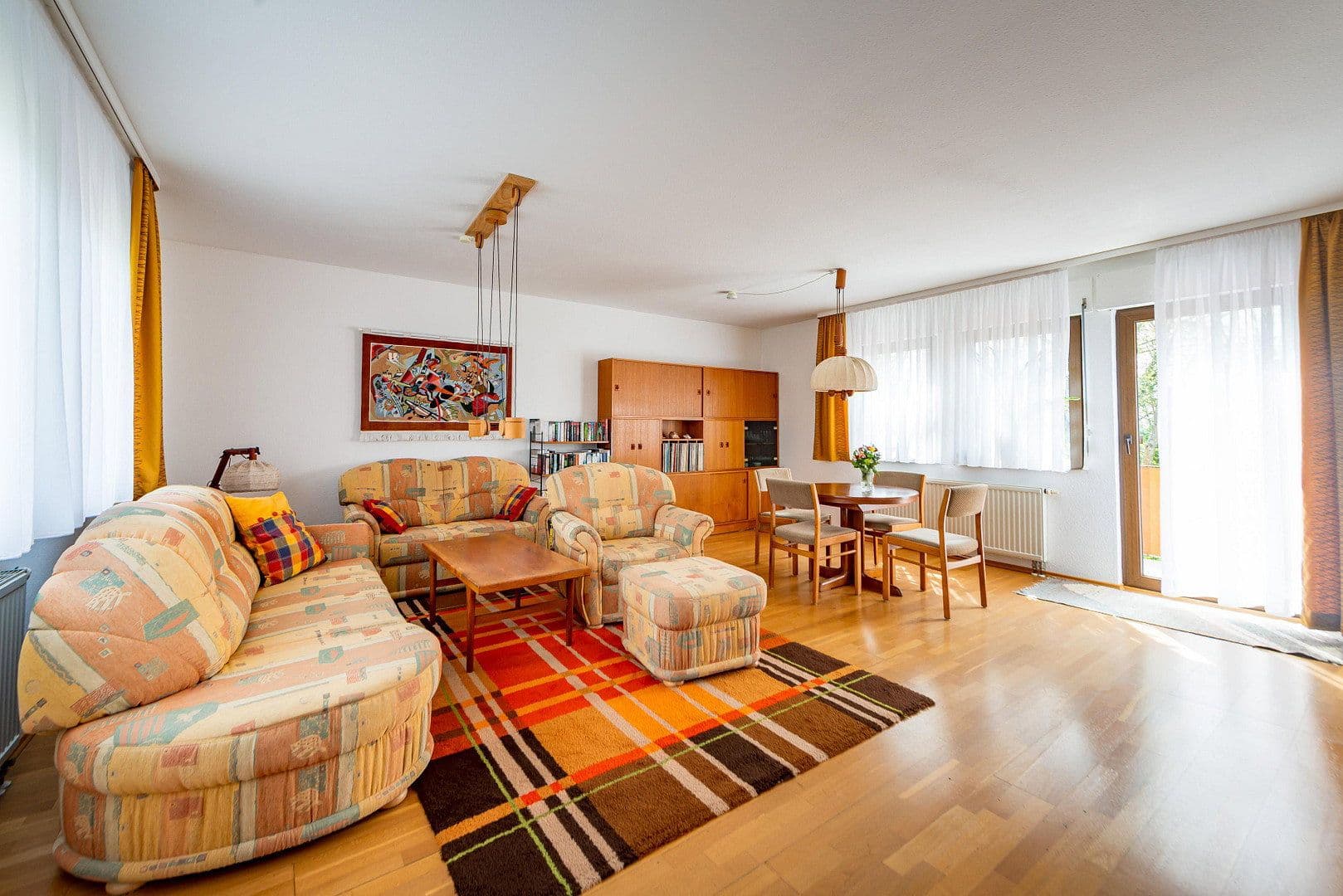 Predaj domu 139 m², pozemek 304 m², Bad Homburg vor der Höhe, Hesensko Predaj domu 139 m², pozemek 304 m², Bad Homburg vor der Höhe, Hesensko