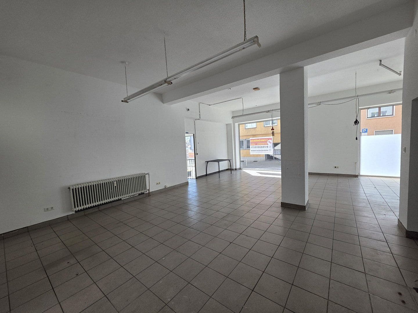 Prenájom kancelárie 323 m², Durlacherstraße 70-72, Pforzheim, Bádensko-Wurttembersko Prenájom kancelárie 323 m², Durlacherstraße 70-72, Pforzheim, Bádensko-Wurttembersko