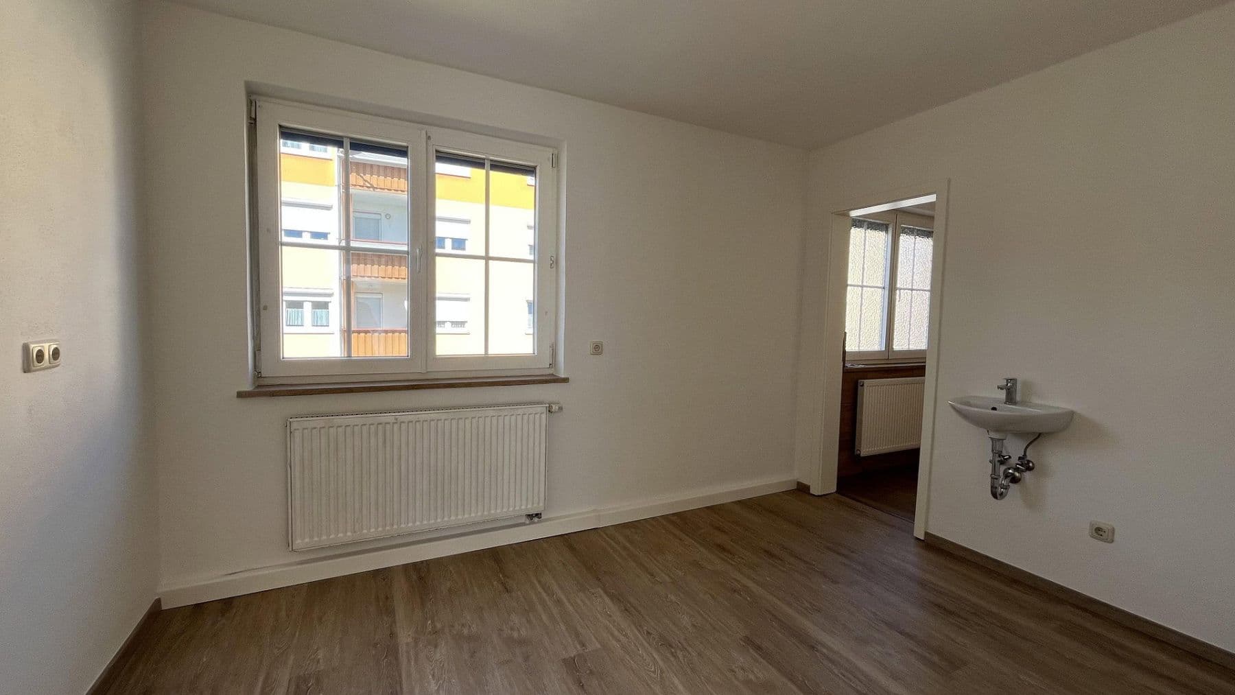 Predaj domu 245 m², pozemek 550 m², Auweg 1, Eggenfelden, Bavorsko Predaj domu 245 m², pozemek 550 m², Auweg 1, Eggenfelden, Bavorsko