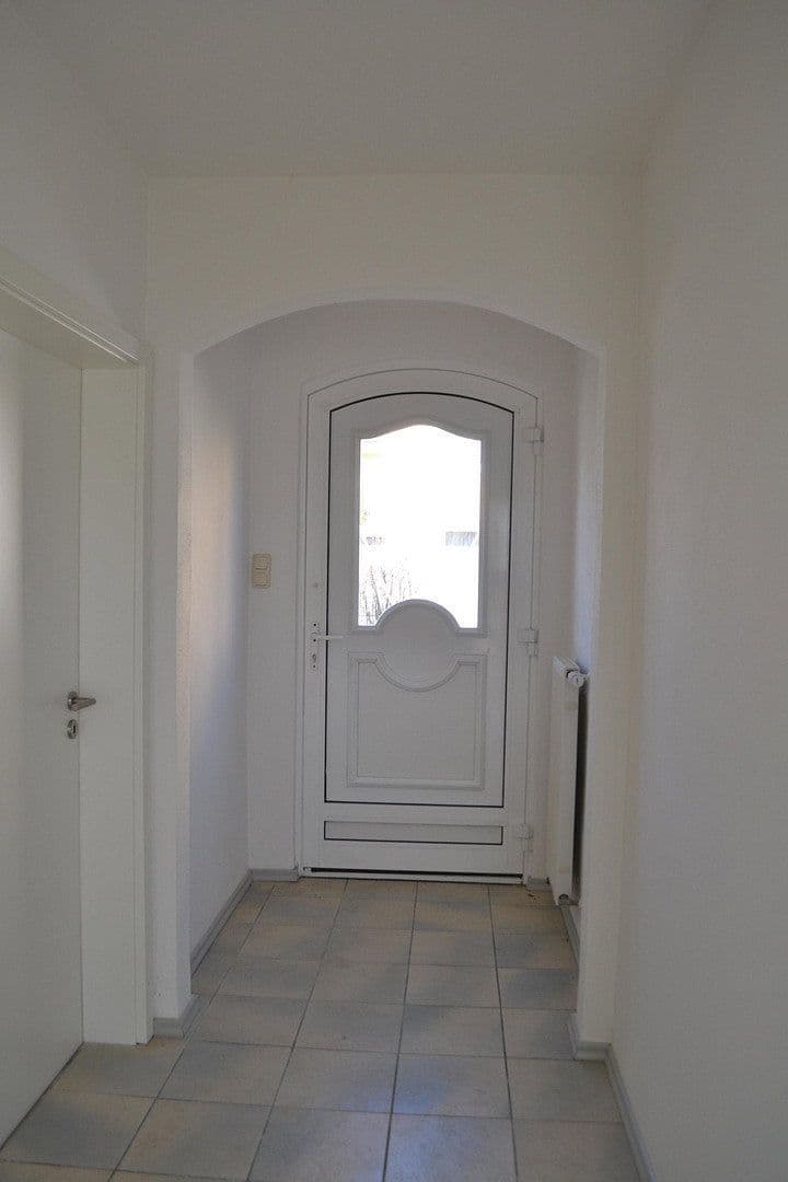 Predaj domu 245 m², pozemek 550 m², Auweg 1, Eggenfelden, Bavorsko Predaj domu 245 m², pozemek 550 m², Auweg 1, Eggenfelden, Bavorsko