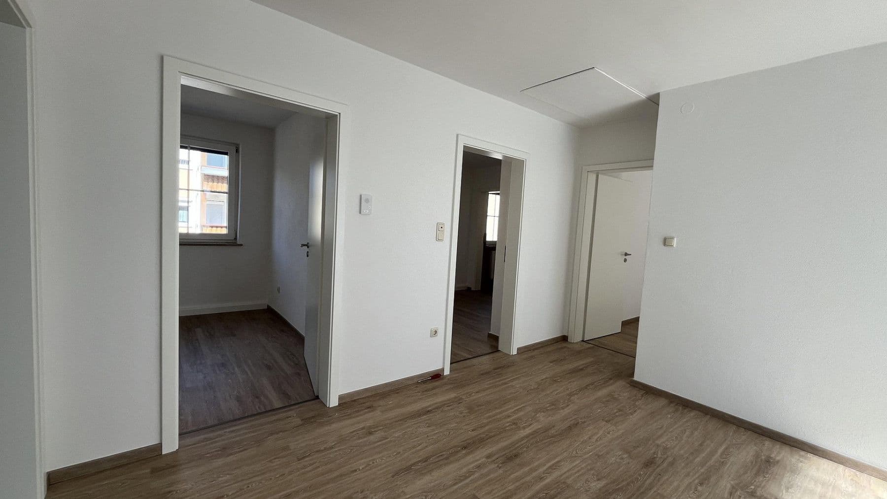 Predaj domu 245 m², pozemek 550 m², Auweg 1, Eggenfelden, Bavorsko Predaj domu 245 m², pozemek 550 m², Auweg 1, Eggenfelden, Bavorsko