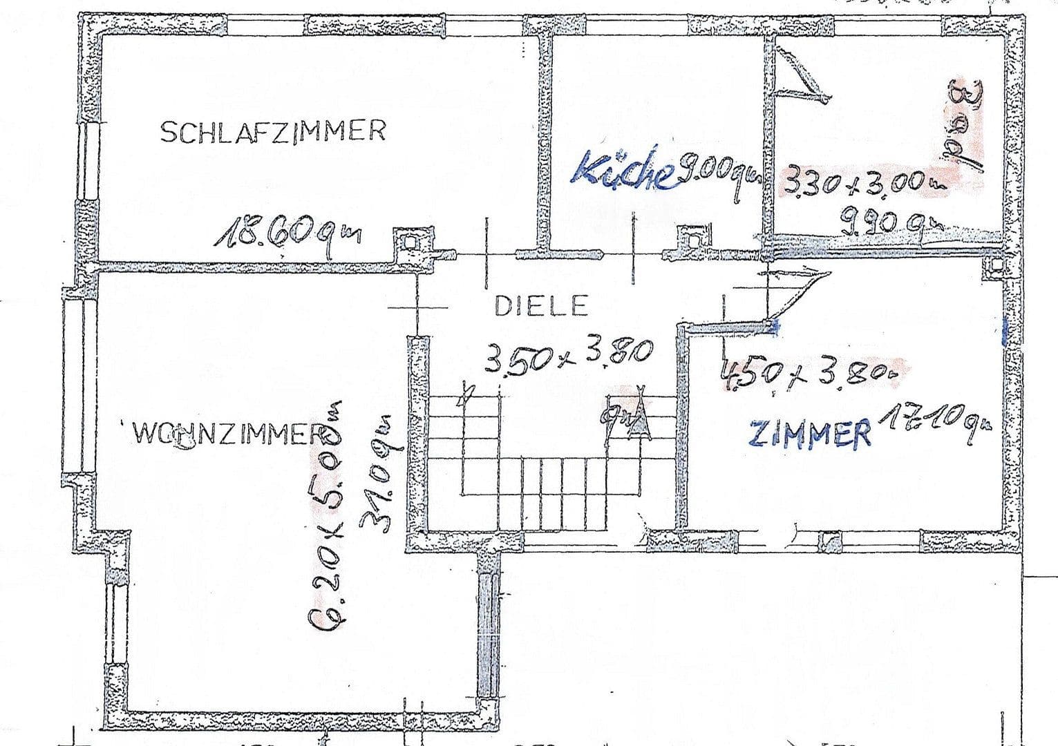 Predaj domu 245 m², pozemek 550 m², Auweg 1, Eggenfelden, Bavorsko Predaj domu 245 m², pozemek 550 m², Auweg 1, Eggenfelden, Bavorsko